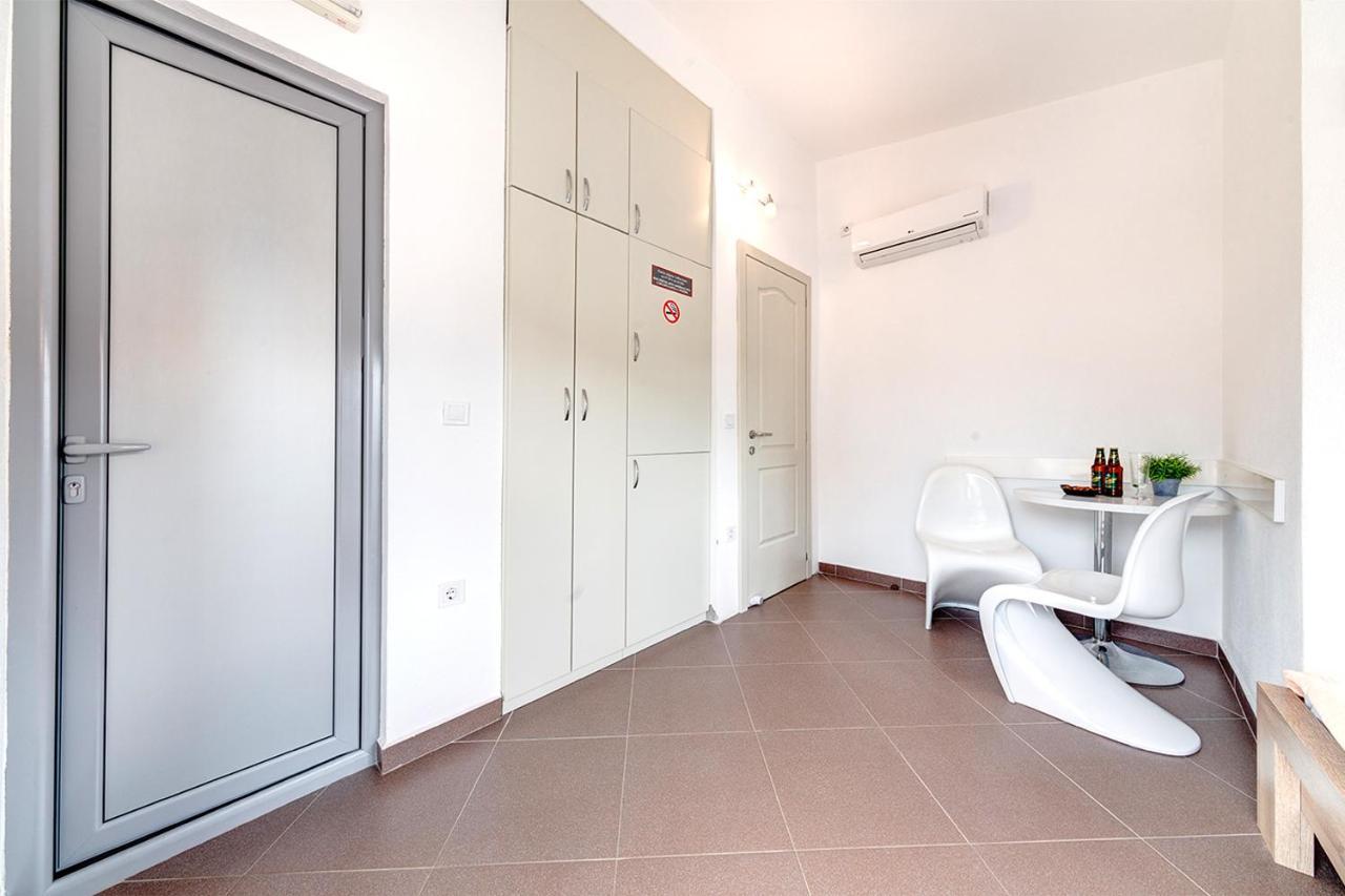 Delfin Apartments سوتوموري المظهر الخارجي الصورة
