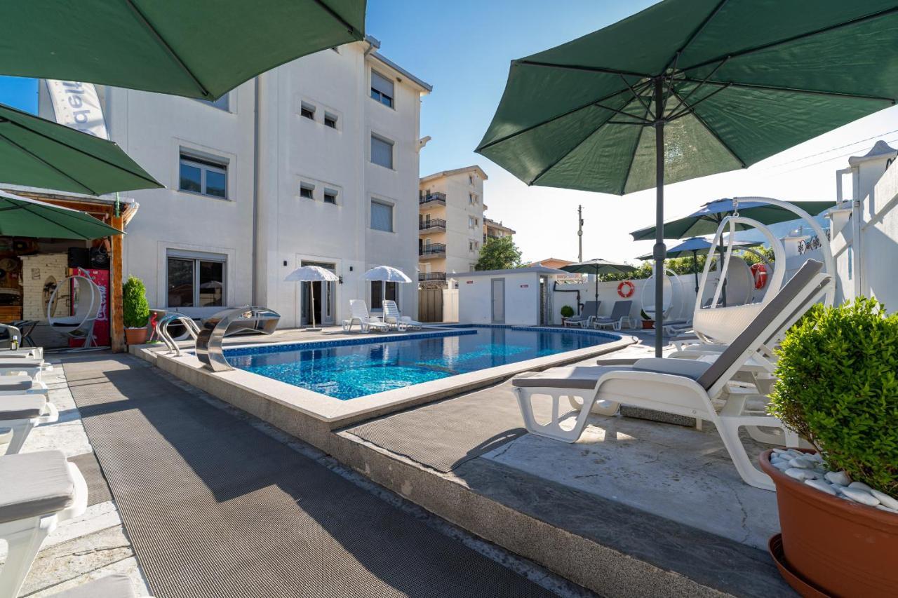 Delfin Apartments سوتوموري المظهر الخارجي الصورة