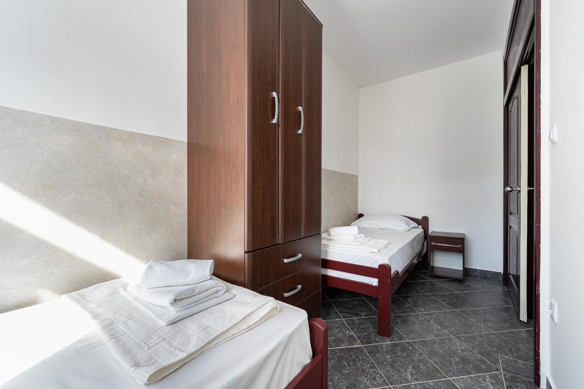 Delfin Apartments سوتوموري المظهر الخارجي الصورة