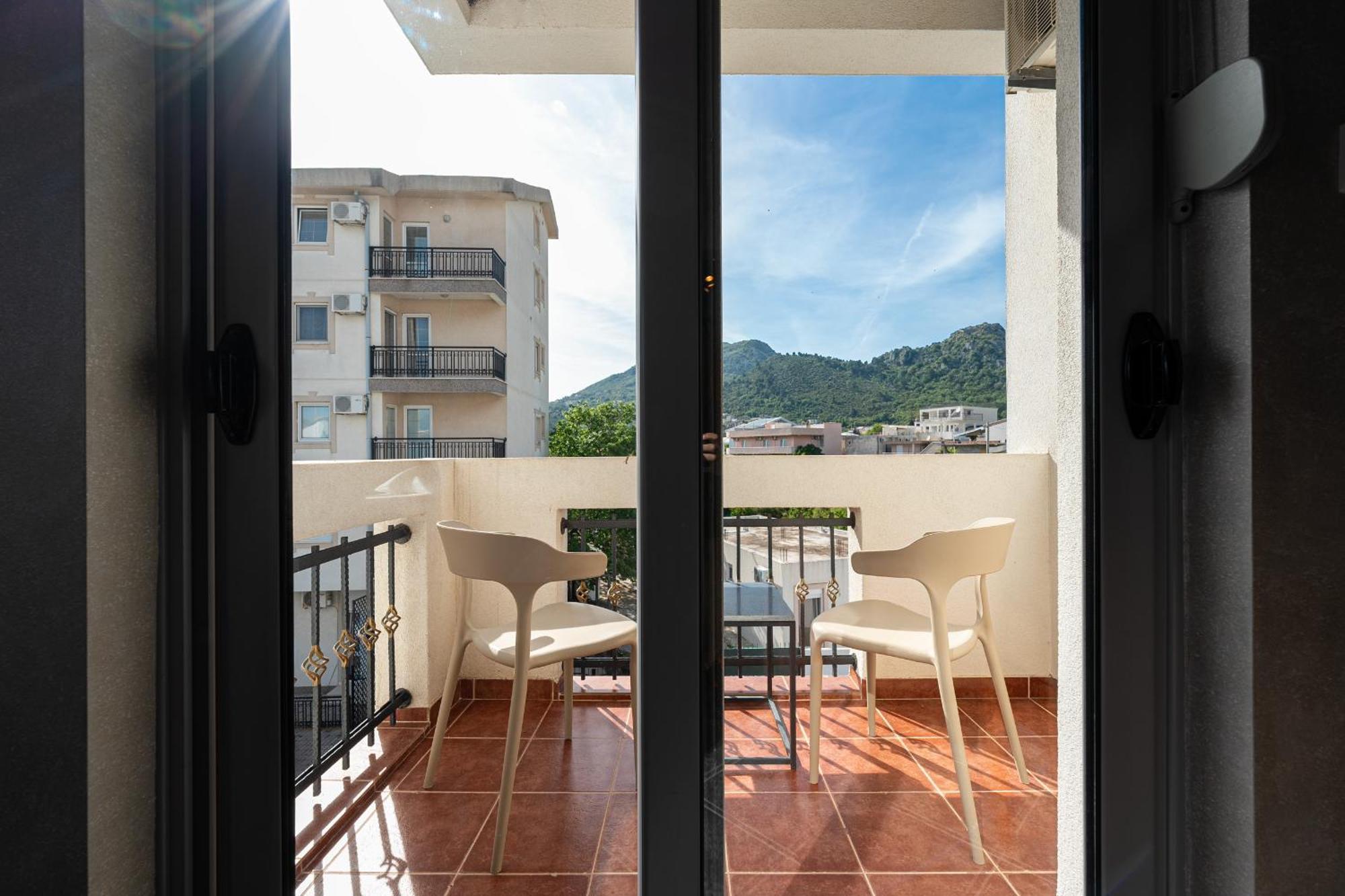 Delfin Apartments سوتوموري الغرفة الصورة