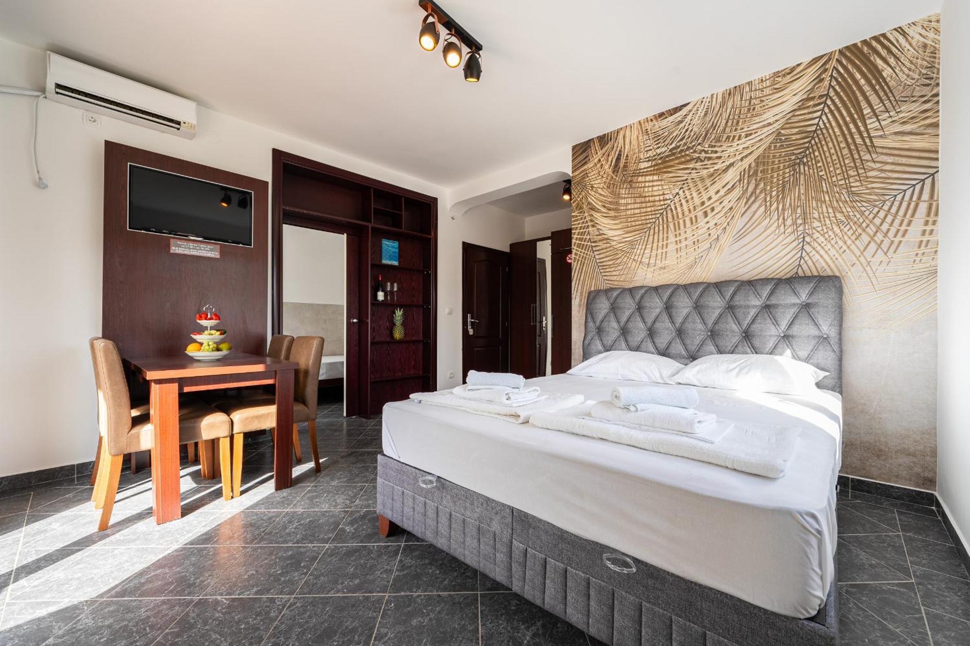 Delfin Apartments سوتوموري المظهر الخارجي الصورة