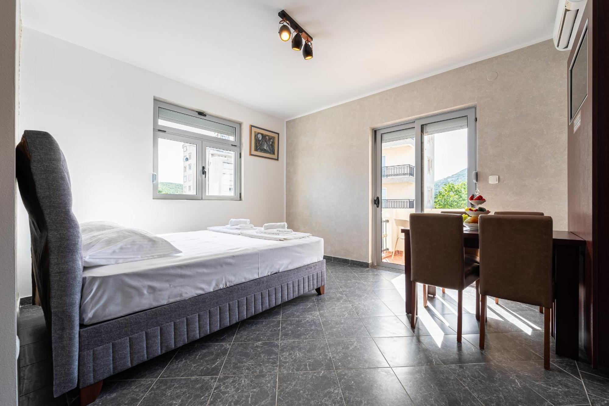 Delfin Apartments سوتوموري المظهر الخارجي الصورة