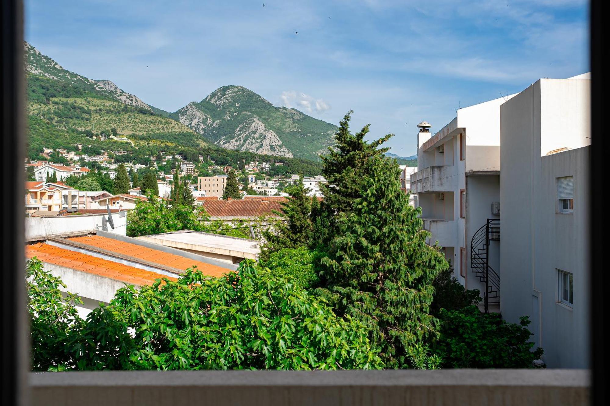Delfin Apartments سوتوموري الغرفة الصورة